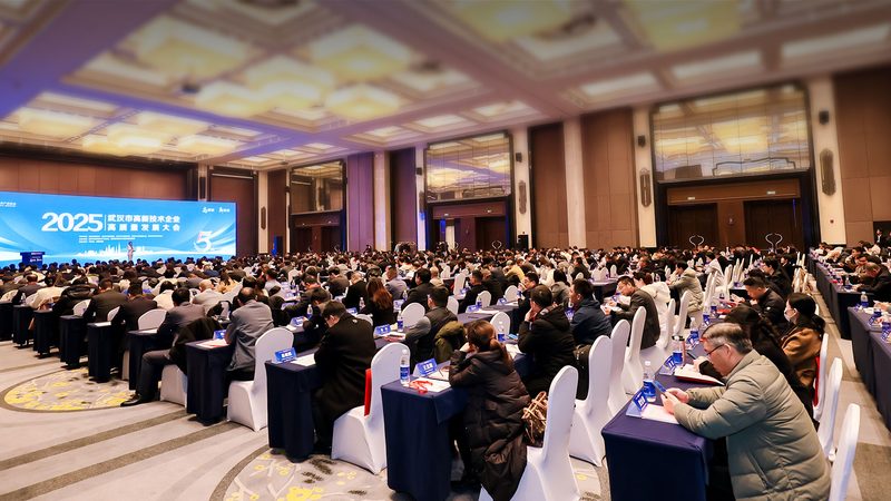 机房改造：揭秘十大品牌背后的技术实力与选型策略